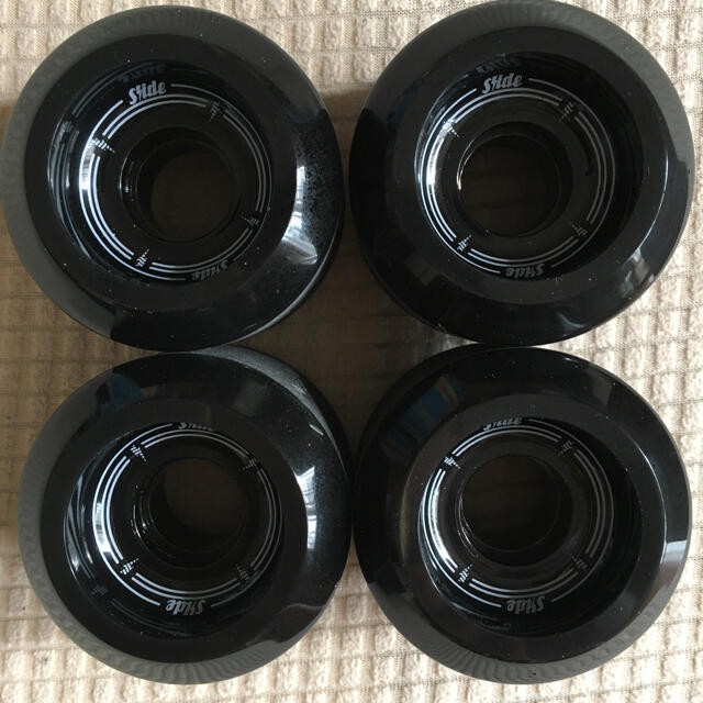 SLIDE SurfSkateboard Wheel set 65mmx51mm スポーツ/アウトドアのスポーツ/アウトドア その他(サーフィン)の商品写真