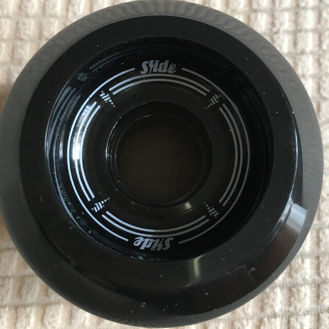 SLIDE SurfSkateboard Wheel set 65mmx51mm スポーツ/アウトドアのスポーツ/アウトドア その他(サーフィン)の商品写真