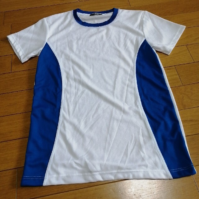 Tシャツ　160サイズ キッズ/ベビー/マタニティのキッズ服男の子用(90cm~)(Tシャツ/カットソー)の商品写真