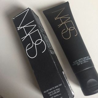 ナーズ(NARS)のNARS ベルベットマットスキンティント 6521(ファンデーション)