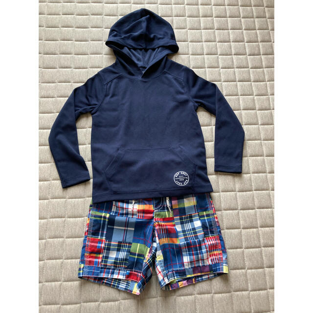 GAP Kids(ギャップキッズ)のGap  水着　ラッシュガード　セット キッズ/ベビー/マタニティのキッズ服男の子用(90cm~)(水着)の商品写真