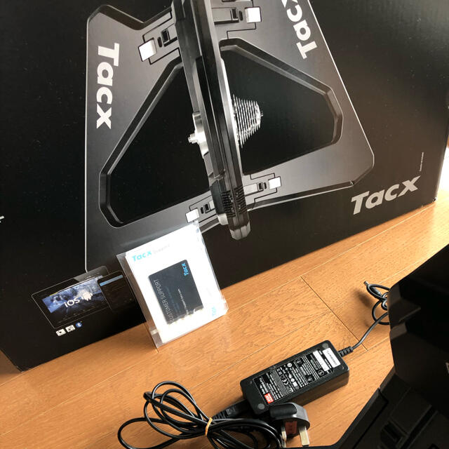 Tacx NEO Smart タックスネオスマート - coastalcareeracademy.com