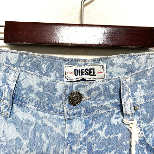 DIESEL☆抜染デニム☆ショートパンツ☆新品未使用☆ライトブルー☆