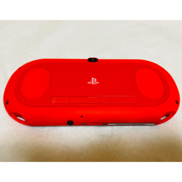 PlayStation Vita(プレイステーションヴィータ)の☆美品☆ PSVita PCH-2000 本体 レッドブラック 画面傷無し エンタメ/ホビーのゲームソフト/ゲーム機本体(家庭用ゲーム機本体)の商品写真