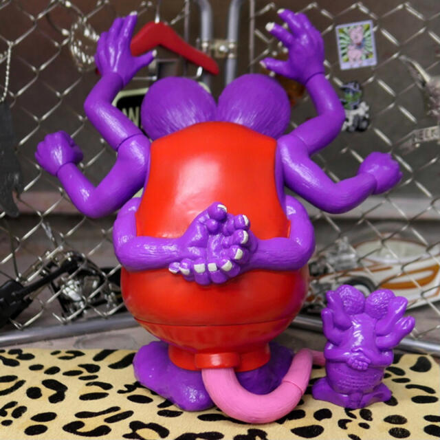 SECRETBASE(シークレットベース)のM×M×M ASURA rat fink 2021ver.「PU」ラットフィンク エンタメ/ホビーのおもちゃ/ぬいぐるみ(キャラクターグッズ)の商品写真