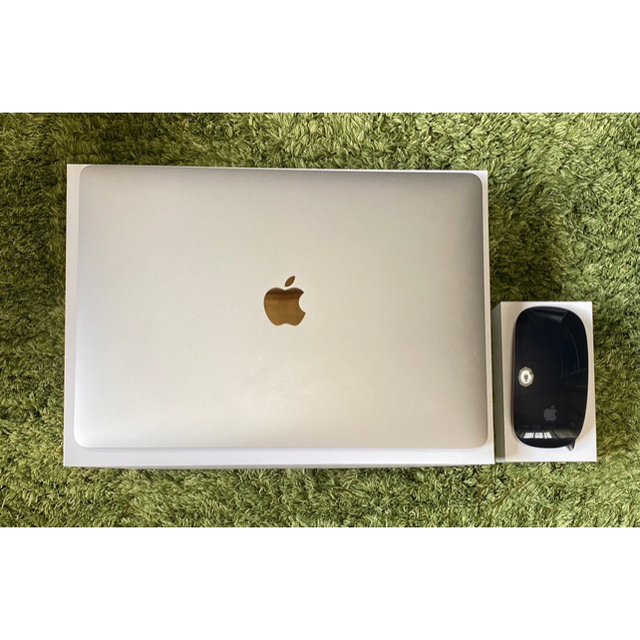 Mac (Apple)(マック)のMacBook Air 2020 13インチ　M1　スペースグレー　マウス付き スマホ/家電/カメラのPC/タブレット(ノートPC)の商品写真