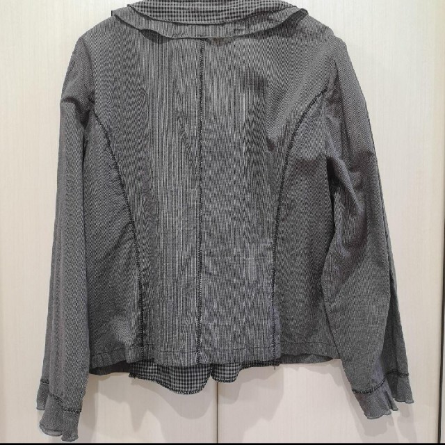 RESPIGHI  レスピーギ  デザインジャケット シャツ アウター 羽織り レディースのジャケット/アウター(ノーカラージャケット)の商品写真