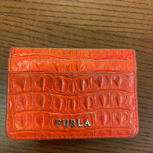 Furla(フルラ)のフルラ　オレンジ　パスケース レディースのファッション小物(名刺入れ/定期入れ)の商品写真