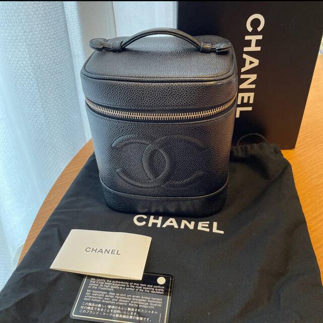 CHANEL(シャネル)の極美品　シャネル  バニティ　バッグ　キャビアスキン レディースのバッグ(ハンドバッグ)の商品写真