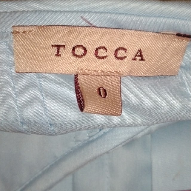 TOCCA(トッカ)のTOCCAビジュー付ブラウス　美品　⭐2⭐ レディースのトップス(シャツ/ブラウス(半袖/袖なし))の商品写真