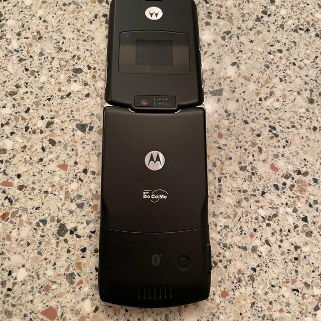 Motorola(モトローラ)のモトローラ　m702is 携帯 スマホ/家電/カメラのスマートフォン/携帯電話(携帯電話本体)の商品写真