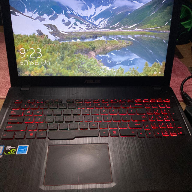 値下げ　ゲーミングノートPC FX53V [Asus  GTX1050内蔵)