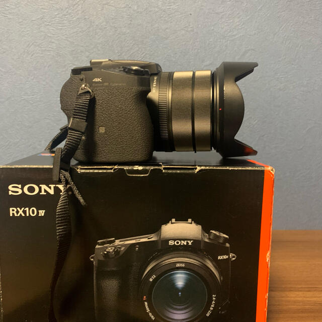 SONY(ソニー)のSONY RX10M4  スマホ/家電/カメラのカメラ(コンパクトデジタルカメラ)の商品写真