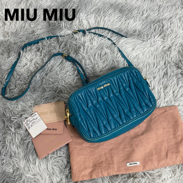 MIUMIU ミュウミュウ ショルダーバッグ ブルーショルダーバッグ