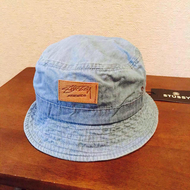 STUSSY(ステューシー)のSTUSSY ライトブルー バケットハット レディースの帽子(ハット)の商品写真