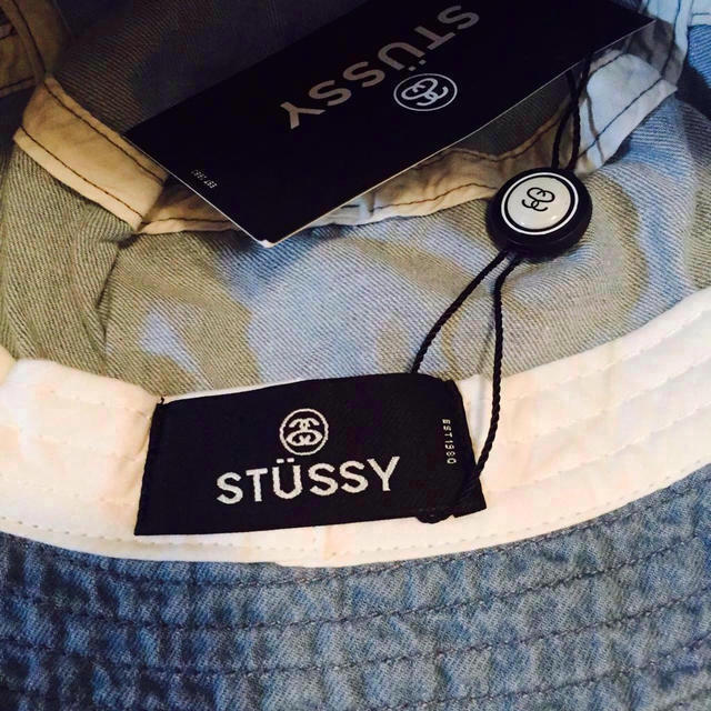 STUSSY(ステューシー)のSTUSSY ライトブルー バケットハット レディースの帽子(ハット)の商品写真