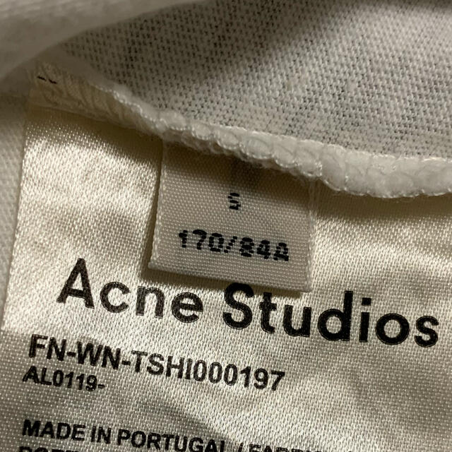 ACNE(アクネ)のACNE STUDIOS バックロゴT レディースのトップス(Tシャツ(半袖/袖なし))の商品写真
