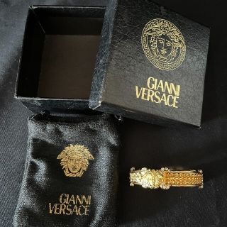 ジャンニヴェルサーチ(Gianni Versace)のジャンニ　ヴェルサーチ　メデゥーサ　バレッタ　髪留め　箱あり(バレッタ/ヘアクリップ)