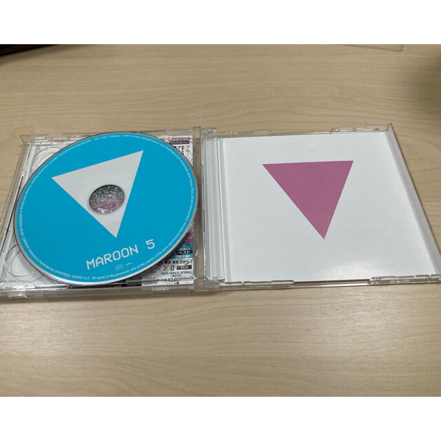 レッド・ピル・ブルース（デラックス盤）　マルーン5 Maroon5 エンタメ/ホビーのCD(ポップス/ロック(洋楽))の商品写真