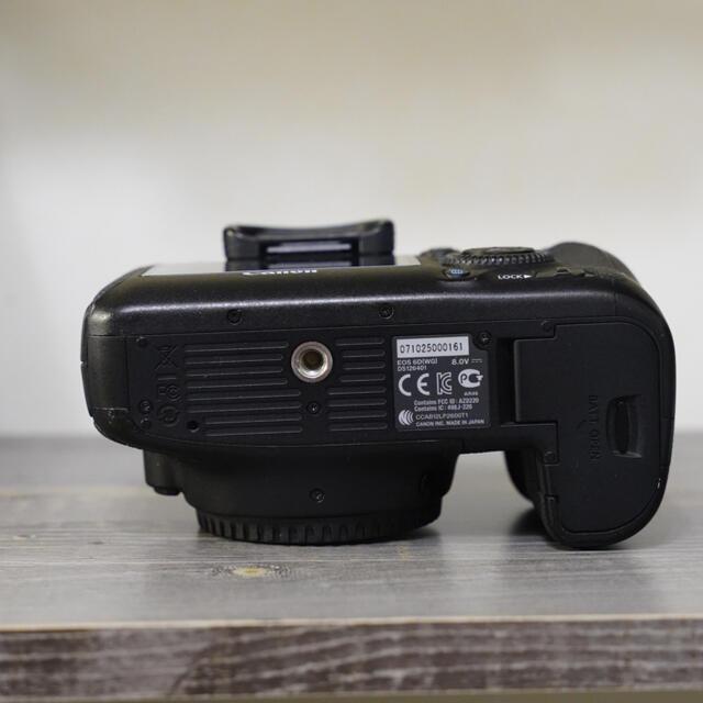 Canon(キヤノン)のEOS 6D レンズキット EF24-105mm F4L IS USM スマホ/家電/カメラのカメラ(デジタル一眼)の商品写真