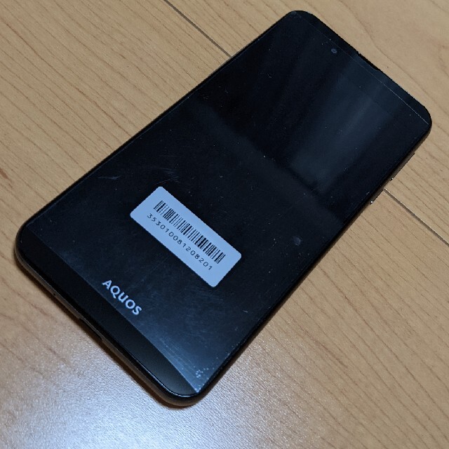 AQUOS(アクオス)のSHARP SH-L02 SIMフリースマホ新品未使用Android AQUOS スマホ/家電/カメラのスマートフォン/携帯電話(スマートフォン本体)の商品写真