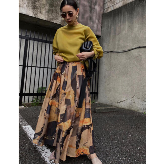 Ameri VINTAGE(アメリヴィンテージ)のAMERI／EMILIE TUCK FLARED SKIRT  レディースのスカート(ロングスカート)の商品写真