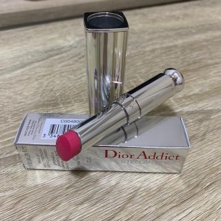 クリスチャンディオール(Christian Dior)の【新品・未使用】Dior Addict ディオール アディクト リップ 572(口紅)