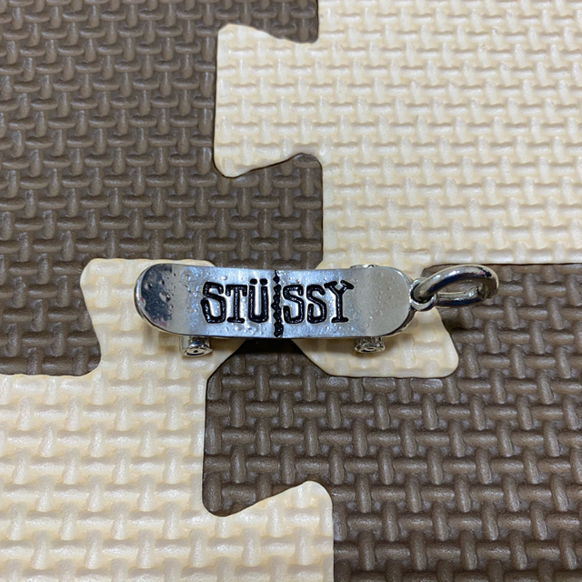 STUSSY - ステューシー スケボーネックレスの通販 by rin@'s STUSSY - ステューシー スケボーネックレスの通販 by rin@'s