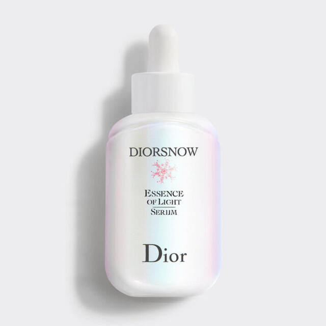 Dior スノーアルティメットエッセンス