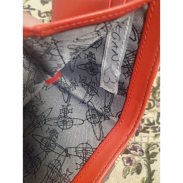 Vivienne Westwood(ヴィヴィアンウエストウッド)のVivienne Westwoodの三つ折財布 レディースのファッション小物(財布)の商品写真