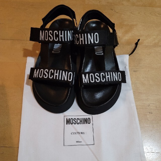 MOSCHINO スタッズサンダルモスキーノ MOSCHINO スタッズサンダルモスキーノ