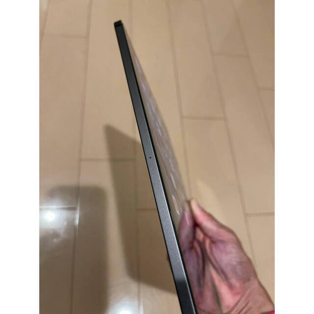 Apple(アップル)のiPad Pro 11 第2世代 グレイ 256G SIMフリーcellular スマホ/家電/カメラのPC/タブレット(タブレット)の商品写真