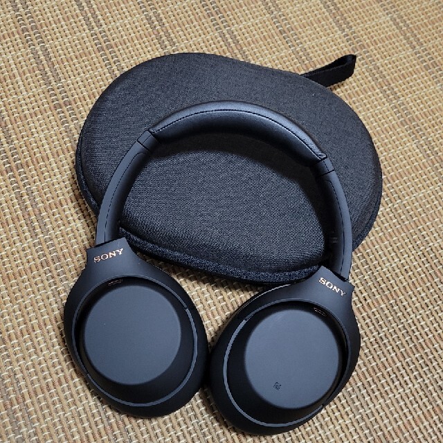 SONY WH-1000XM4 ノイズキャンセリングヘッドホン ブラック 美品-