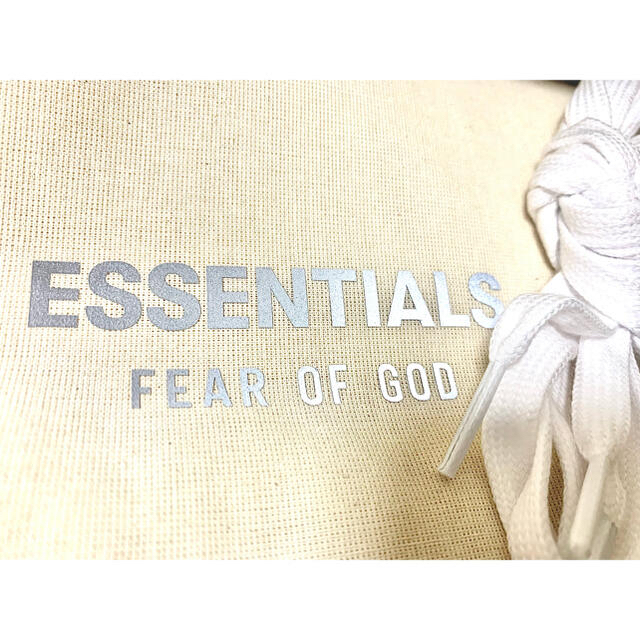 FEAR OF GOD(フィアオブゴッド)の新品 ☆ SSENSE エッセンス 購入 essentials スニーカー 42 メンズの靴/シューズ(スニーカー)の商品写真