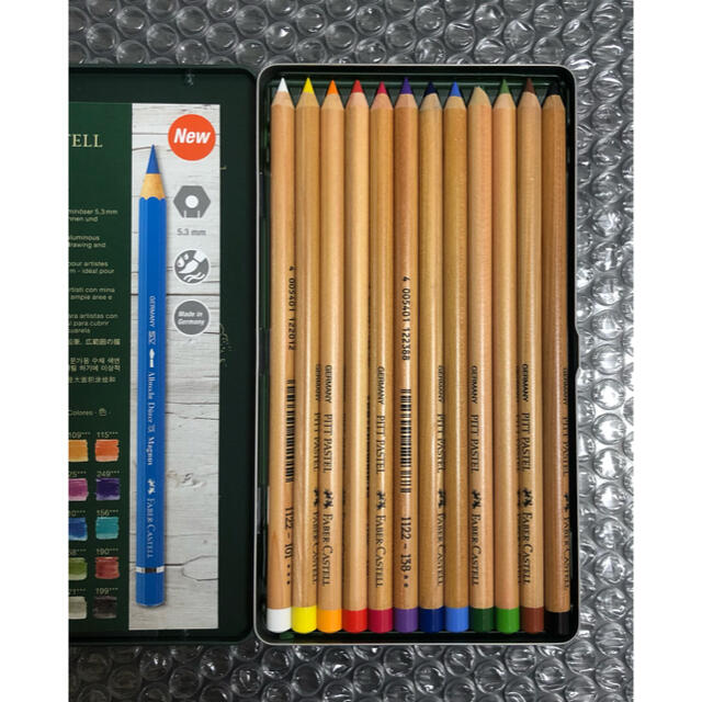 FABER-CASTELL(ファーバーカステル)のファーバーカステル ピット シリーズ パステル鉛筆 12色 112112 エンタメ/ホビーのアート用品(色鉛筆)の商品写真