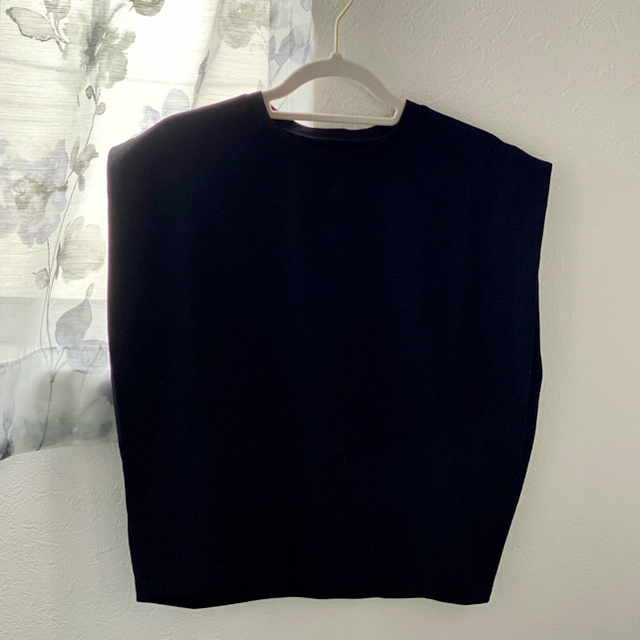 eimy istoire(エイミーイストワール)のeimyistoire パワーショルダーTシャツ ブラック レディースのトップス(Tシャツ(半袖/袖なし))の商品写真