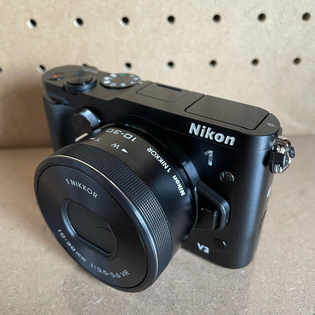 Nikon(ニコン)のNikon NIKON1  V3 スマホ/家電/カメラのカメラ(ミラーレス一眼)の商品写真