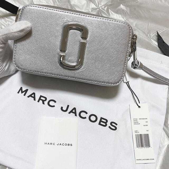 約100-146cm重さMARC JACOBS メタリックバッグ 〖アウトレット正規品〗