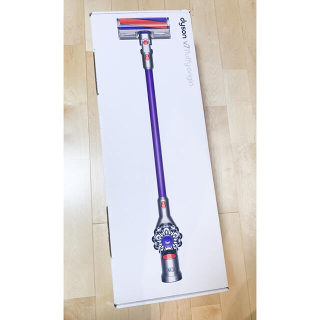 Dyson(ダイソン)のコードレス☆ダイソンv7fluffy originSV11掃除機！付属ベット付き スマホ/家電/カメラの生活家電(掃除機)の商品写真