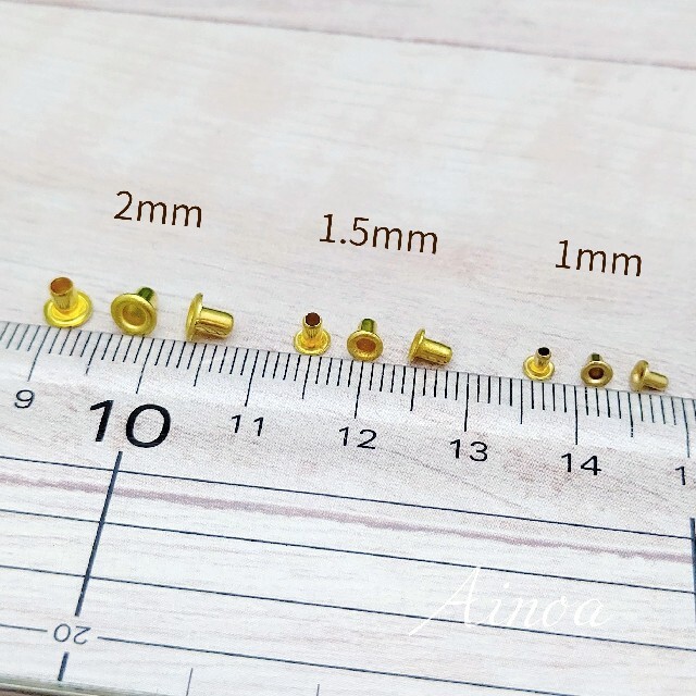 【GH★】極小ミニハトメ ドール用 アウトフィット 30個 ハンドメイドの素材/材料(各種パーツ)の商品写真