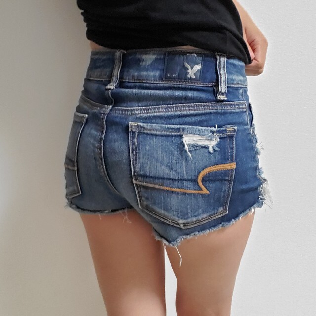 American Eagle(アメリカンイーグル)のAmericanEagle ショートパンツ レディースのパンツ(ショートパンツ)の商品写真