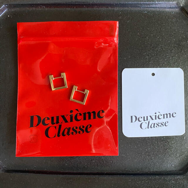 っている DEUXIEME CLASSE - Deuxieme Classe SAFFRAAN スクエアピアス