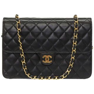 シャネル マトラッセ セットアップ コーデ レディース の通販 4点 Chanelのレディースを買うならラクマ シャネル マトラッセ セットアップ コーデ レディース の通販 4点 Chanelのレディースを買うならラクマ