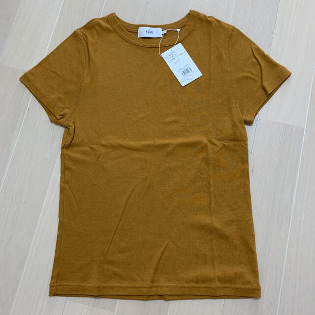 AZUL by moussy(アズールバイマウジー)の(6/18限定お値下げ)アズールバイマウジー　半袖Tシャツ レディースのトップス(Tシャツ(半袖/袖なし))の商品写真