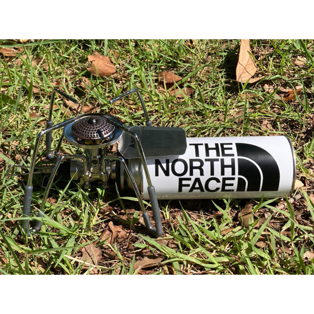 THE NORTH FACE(ザノースフェイス)の【THE NORTH FACE】CB缶カバー マグネットシート スポーツ/アウトドアのアウトドア(ストーブ/コンロ)の商品写真
