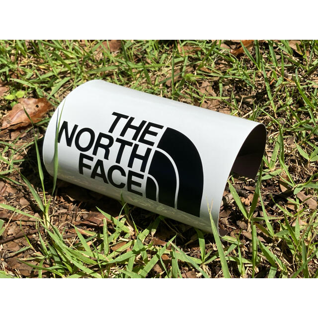 THE NORTH FACE(ザノースフェイス)の【THE NORTH FACE】CB缶カバー マグネットシート スポーツ/アウトドアのアウトドア(ストーブ/コンロ)の商品写真
