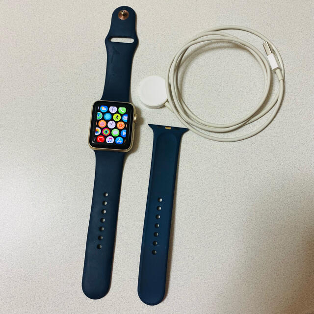 Apple Watch(アップルウォッチ)のApple Watch/Series2/42mm/ゴールド スマホ/家電/カメラのスマートフォン/携帯電話(その他)の商品写真