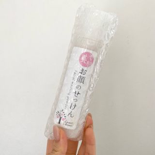 お顔のせっけん(洗顔料)