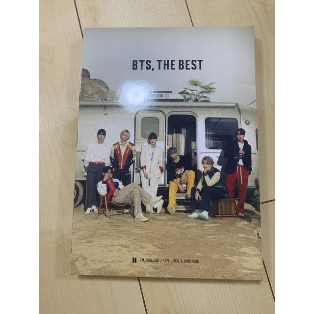 防弾少年団(BTS)(ボウダンショウネンダン)のBTS THE BEST アルバム　FC限定版 エンタメ/ホビーのCD(K-POP/アジア)の商品写真