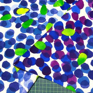 マリメッコ(marimekko)の廃番レア マリメッコ 生地 ムスティッカマア(生地/糸)